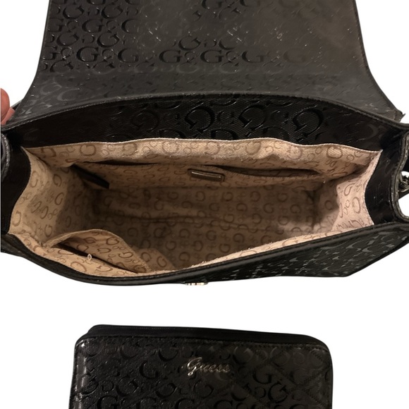 Guess Black Crossbody Bag and Wallet Set - Picture 3 of 4